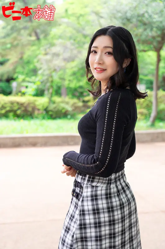 鞠るりさん 4 鞠るり (bini520)-1