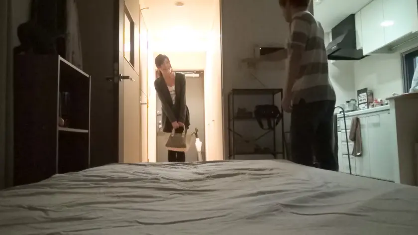  百戦錬磨のナンパ師のヤリ部屋で、連れ込… 百合川さら (200GANA-1520)-1