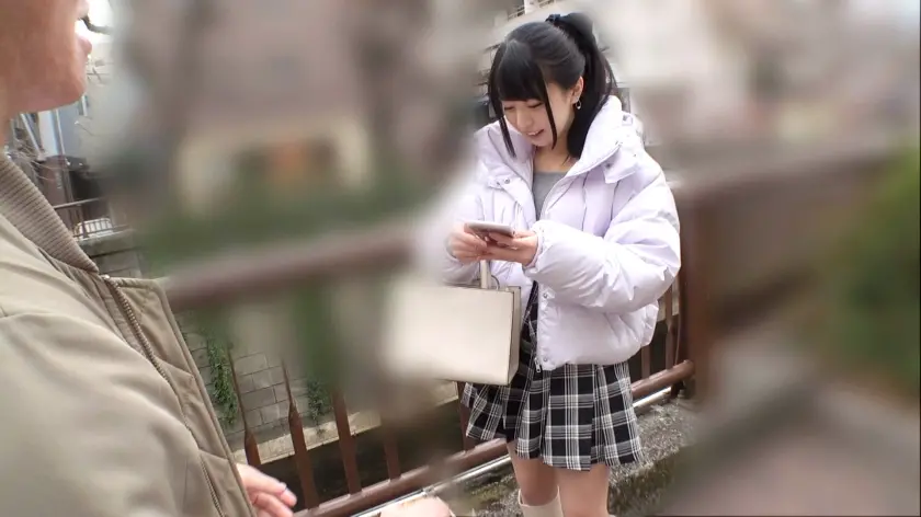  自撮りしてそうな美少女にチョコを渡した… 真宮しおり (200GANA-3423)-1