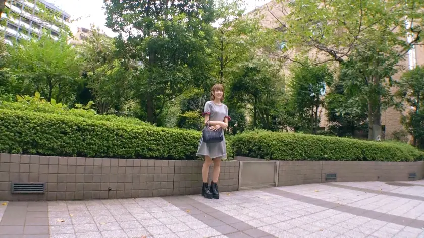  【可愛過ぎる】22歳【お笑い芸人】みほ… 坂咲みほ (261ARA-332)-1