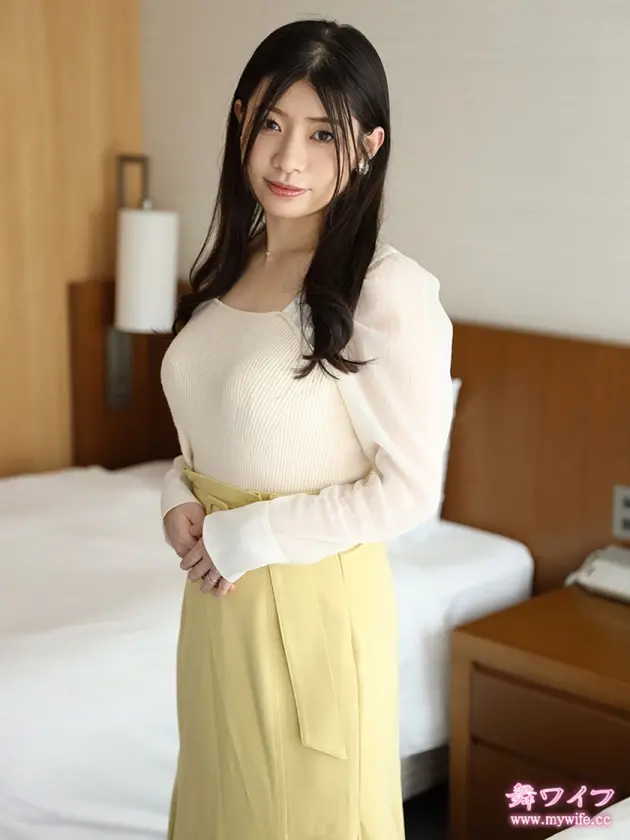  西田栞帆1  浜辺栞帆 (292MY-1039)-1