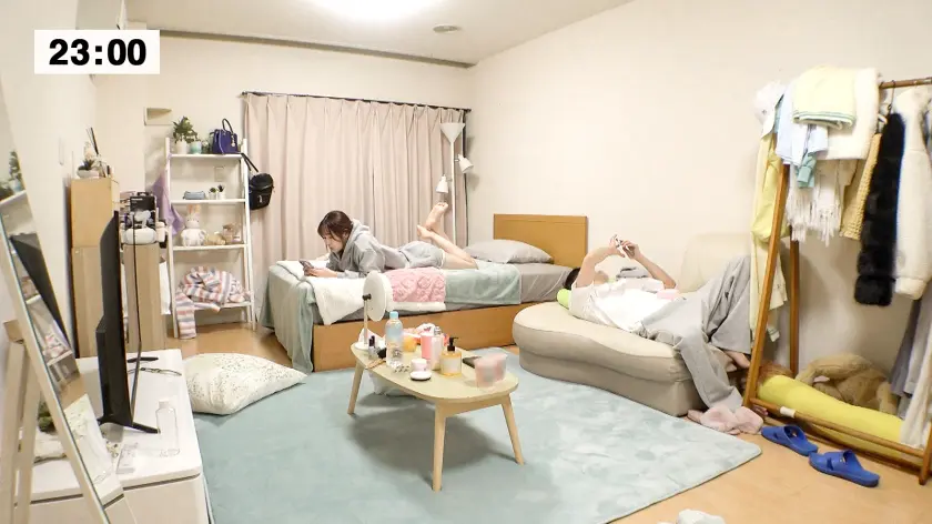  【爆乳Kcup×潮吹き】家でリラックス… 二羽紗愛 (300MIUM-1267)-1