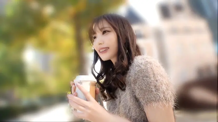  笑顔が素敵なFカップスレンダー美女が登… 湊音かれん (SIRO-5662)-2