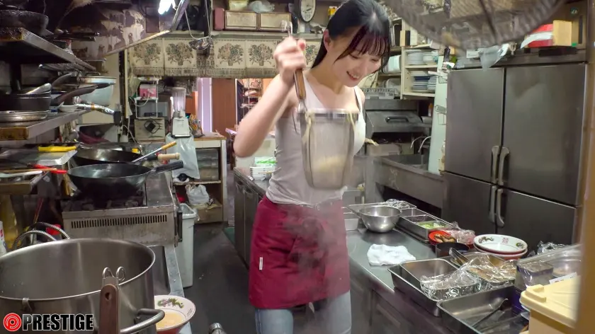  男だらけのラーメン屋に三佳 詩、置いて… 三佳詩 (ABF-357)-9