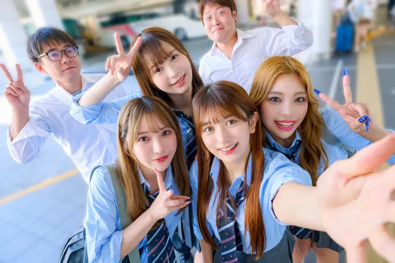 りお＆ひなた＆かりん＆ゆい 北岡果林 (deaa026)-1