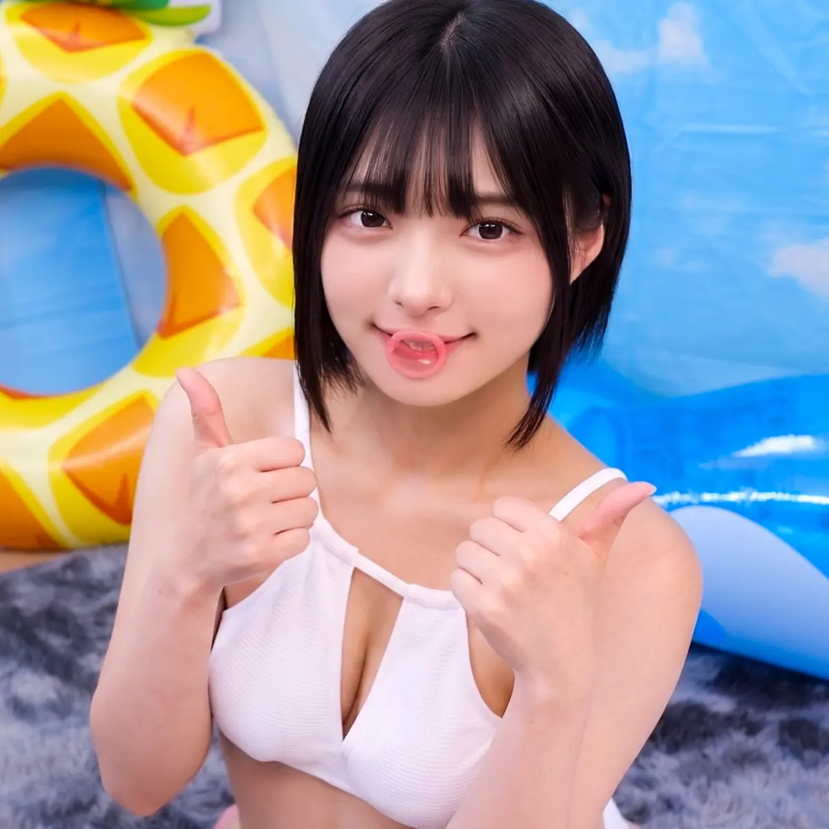 【orecz608】虹村ゆみ　「ゆみ」|ギリギリまで追い詰められる水着姿の中出し