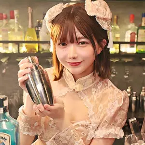 【pai351】日向由奈　「ゆなちゃん」|可愛すぎるコスプレ姿美女日向由奈が中出しに挑んだ