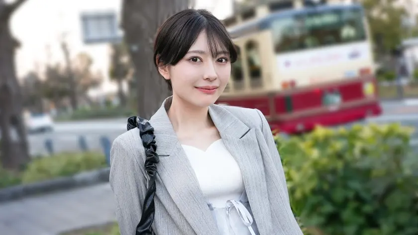  社会人2年目のフレッシュ美女【かほさん… 小松本果 (SIRO-5542)-表紙