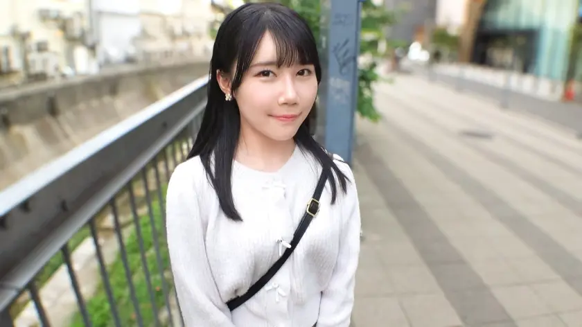  ミニマム系女子が新体験を夢見て応募して… 四ッ葉かな (SIRO-5563)-表紙