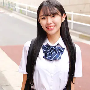 【skho203】中村心　「こころちゃん」|【美しいそのもの】制服姿が織り成す魅惑の時間