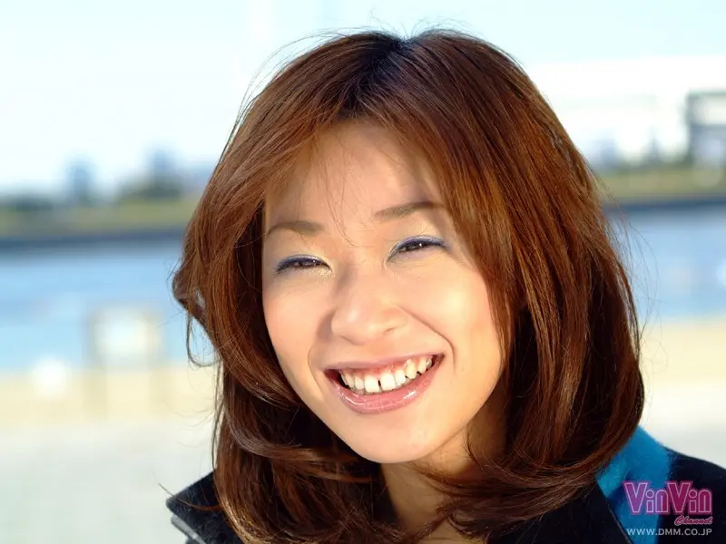 MOMOKA…  (vinvin037)-1