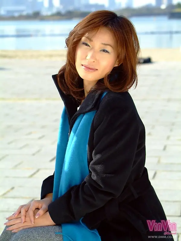 MOMOKA…  (vinvin037)-2